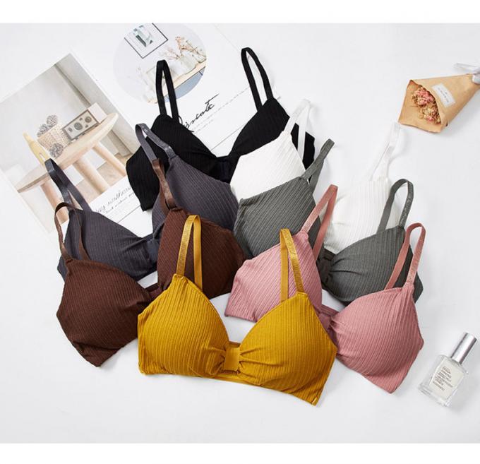 Lingerie de sous-vêtements de coton, respirable et démontable confortable de mousse de protection de sports de soutien-gorge