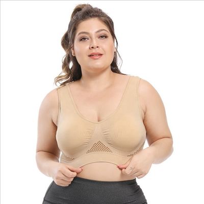 Le yoga folâtre de grands sous-vêtements de dentelle de coton des soutiens-gorge 44C 44D 3XL 4XL de dames