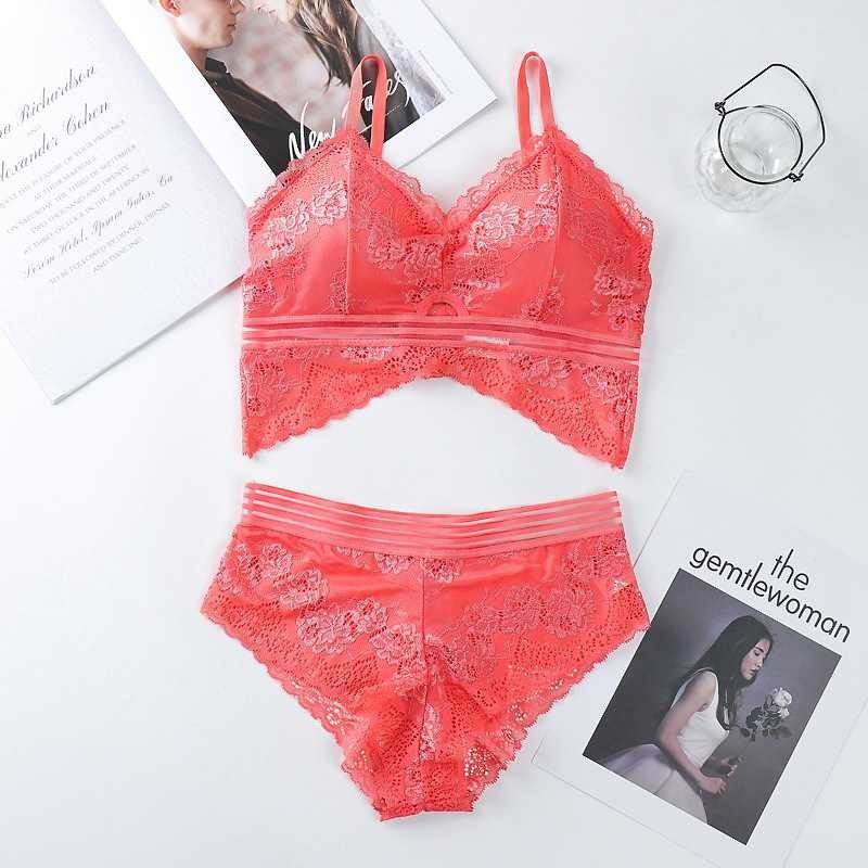 Les grands ballots lacent voient les soutiens-gorge 65KG Bralette confortable pour le grand buste