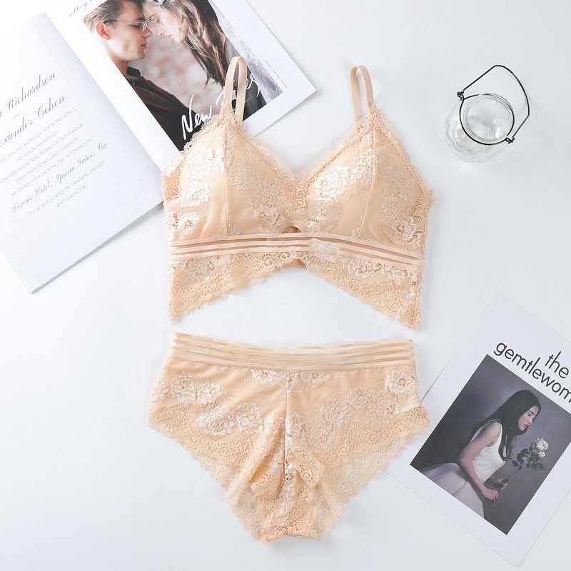 Les grands ballots lacent voient les soutiens-gorge 65KG Bralette confortable pour le grand buste