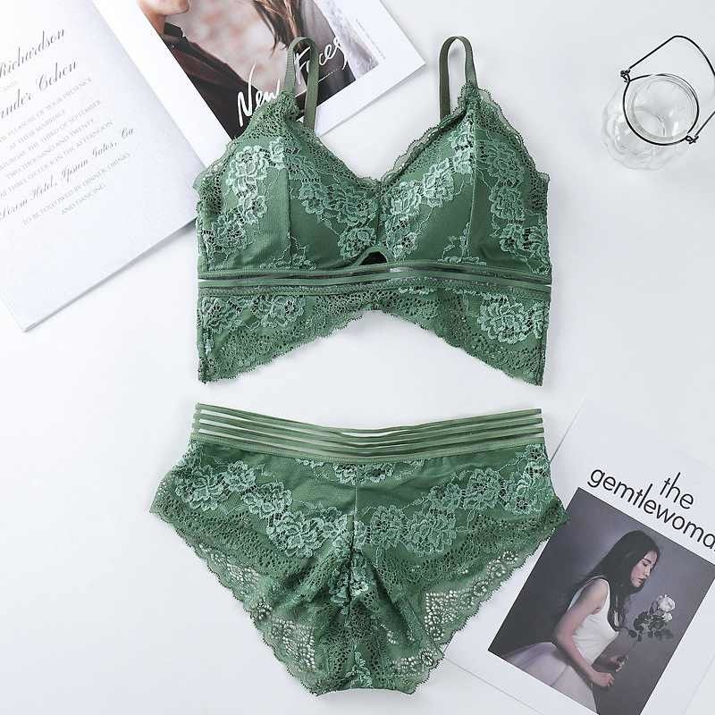 Les grands ballots lacent voient les soutiens-gorge 65KG Bralette confortable pour le grand buste