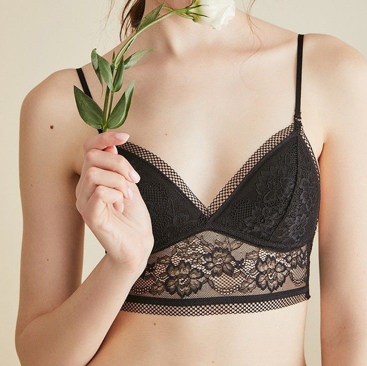 Beauté arrière en U de sous-vêtements de soutien-gorge de soutiens-gorge sexy sans bretelles de femmes du licou XXXL de dames