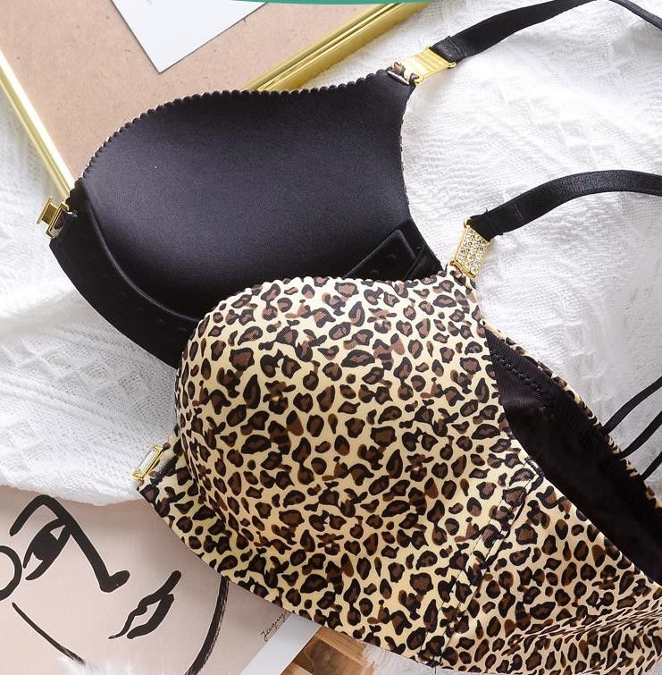 Sans couture sexy solide de soutien-gorge de léopard de Front Closure Push Up Bra de dentelle tricoté