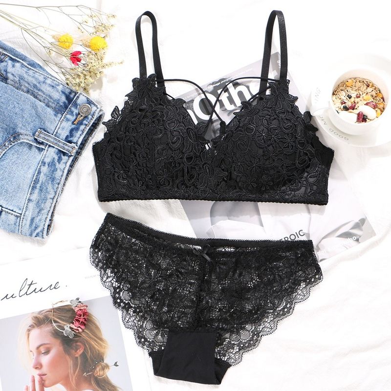 Le soutien-gorge sexy antistatique Penty a placé des techniques teintes simples solides de sous-vêtements en soie
