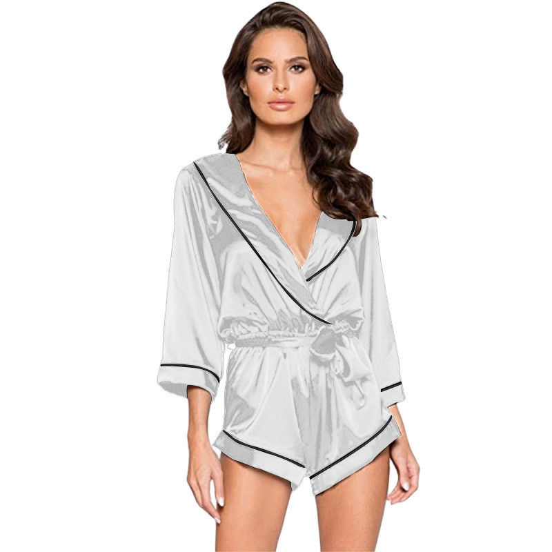 La lingerie profonde de décolleté en V de XS 66cm lacent les femmes plus les chemises de nuit en soie de taille