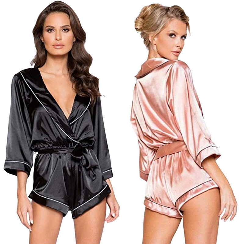 La lingerie profonde de décolleté en V de XS 66cm lacent les femmes plus les chemises de nuit en soie de taille