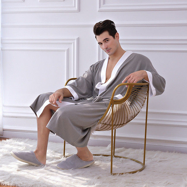 Cardigan chaud de tissu des ensembles des hommes de pyjamas de kimono de peignoir de chemise de nuit