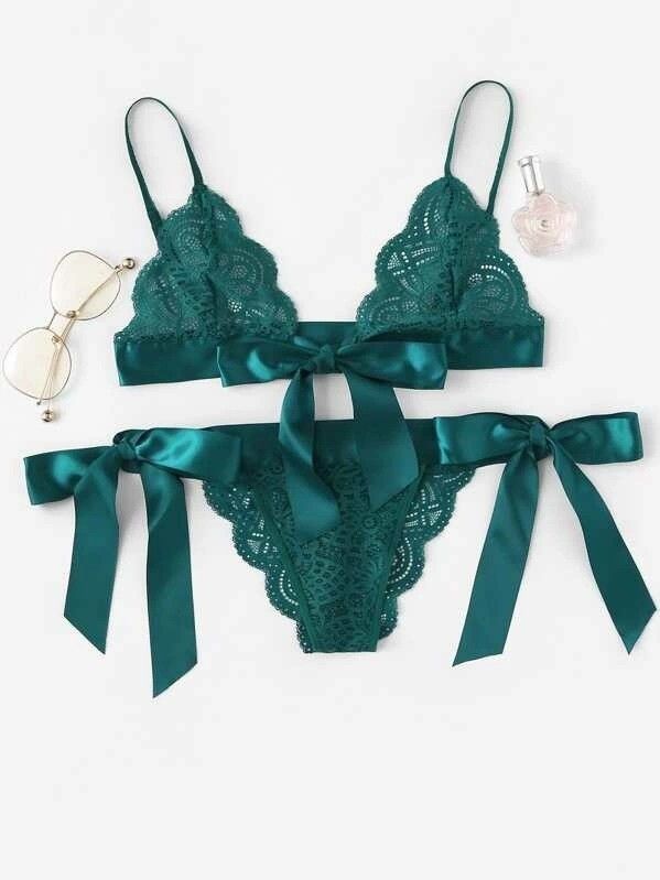 Dos nu de décolleté en V 3XL 4XL plus la dentelle blanche de bride de combinaison de lingerie de Babydoll